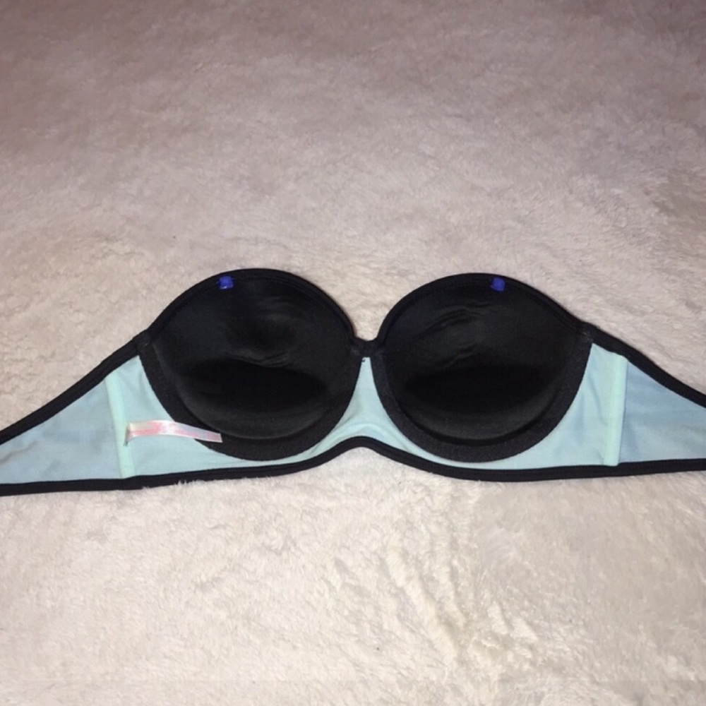 Charlotte Russe Strapless Push Up Bikini Top - Picture 4 of 5